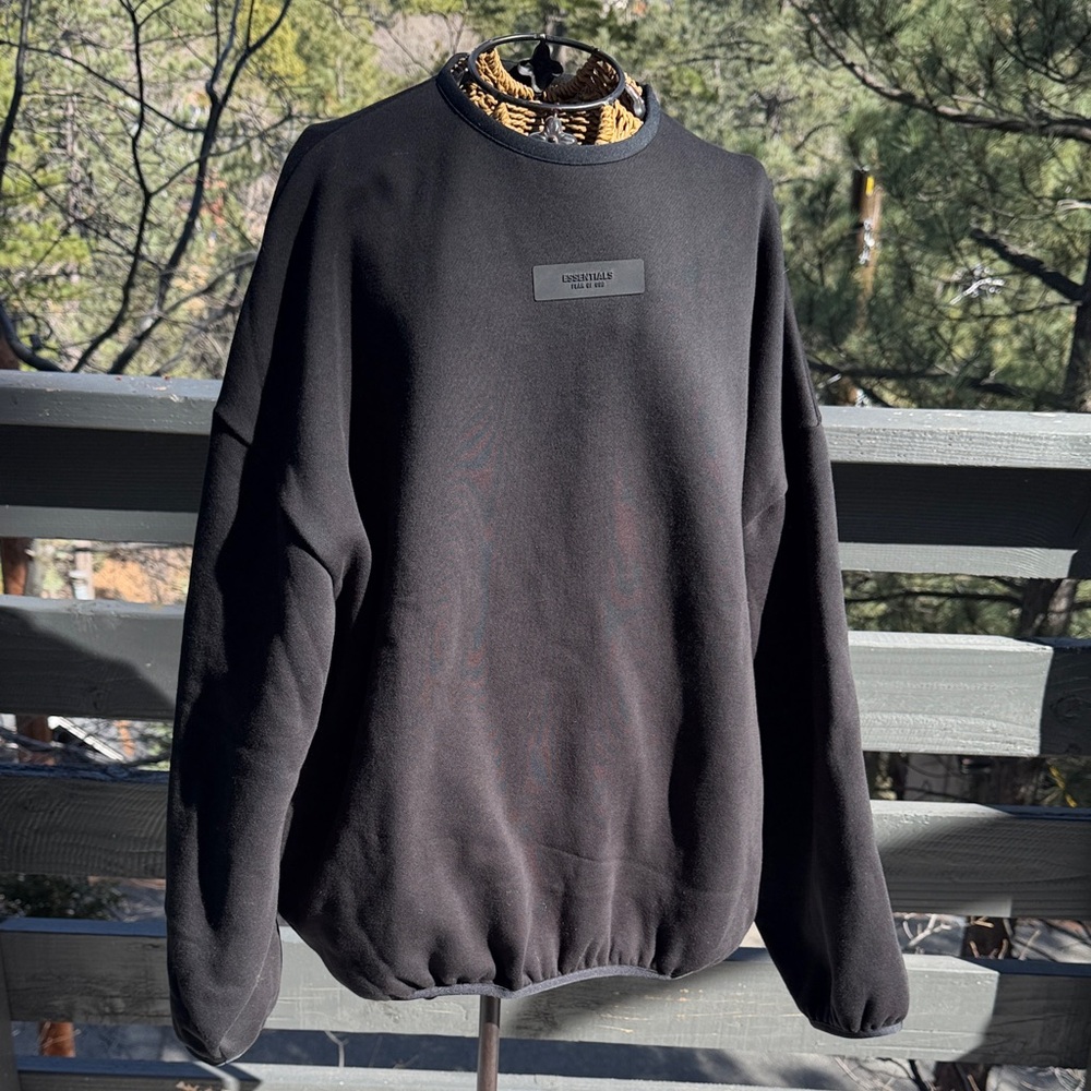 NWT Fear of God Essentials Black  Crewneck Sweater